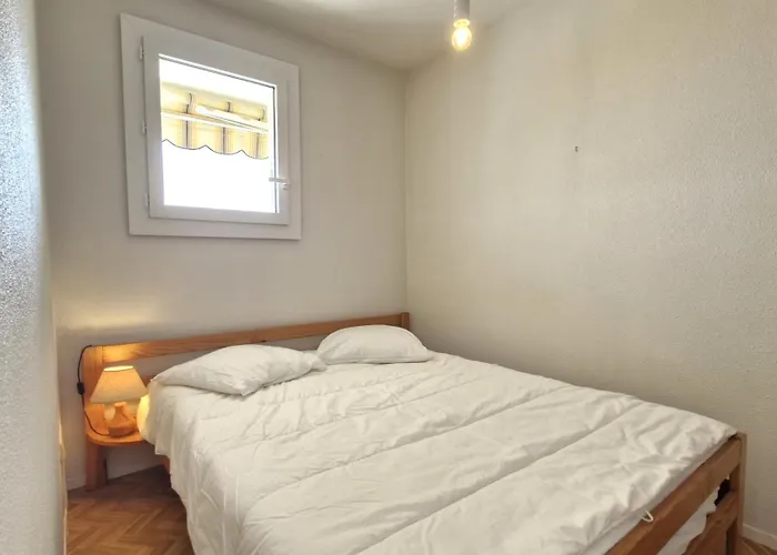 - Vue - Proximite Et Parking Privatif * Royan