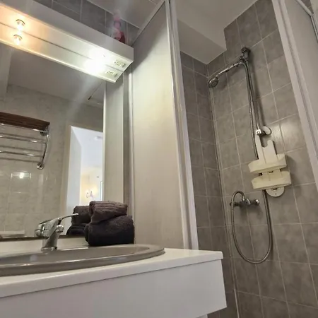 - Vue - Proximite Et Parking Privatif Apartment